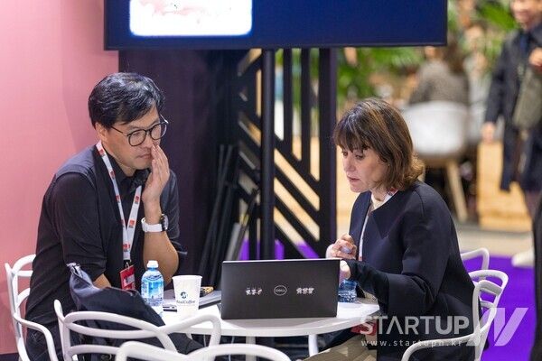 문화체육관광부와 한국콘텐츠진흥원은 프랑스 릴에서 개최되는 ‘시리즈 마니아 2024(SERIES MANIA 2024)’에 참가하고 'K-IP WIDE OPEN' 자체 행사를 3월 19일부터 21일까지 개최했다.