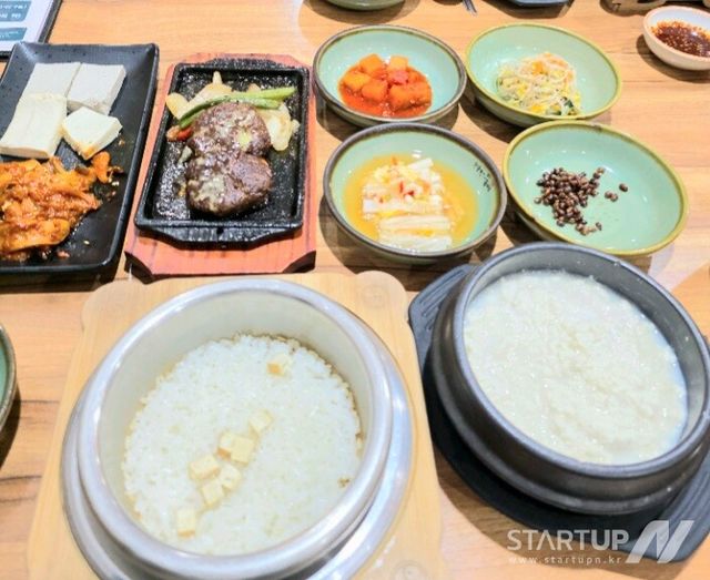 순수한 둠비의 대표 두부요리