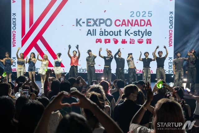 콘진원은 8월 9~12일 캐나다 토론토에서 종합 한류 박람회 ‘2025 K-엑스포’를 성공적으로 개최했다. (K-팝 공연)