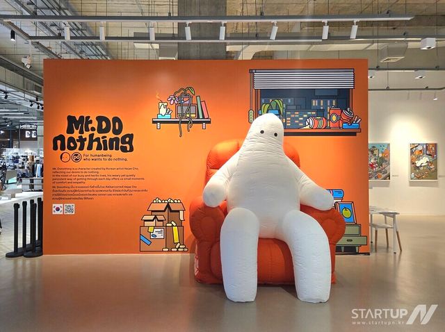 지난 7월 콘진원이 개최한 ‘2025 한태 K-콘텐츠 비즈위크’의 후속 성과로 8월 8일부터 9월 2일까지 태국 방콕 엠스피어에서 K-캐릭터 ‘미스터두낫띵’ 팝업스토어가 진행중이다.