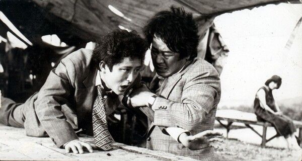 절규하는 동팔(강태기)의 모습