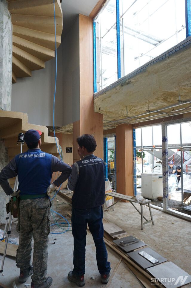 뉴마이하우스, 건축용 복합 차단재 특허로 스마트홈 보안 강화