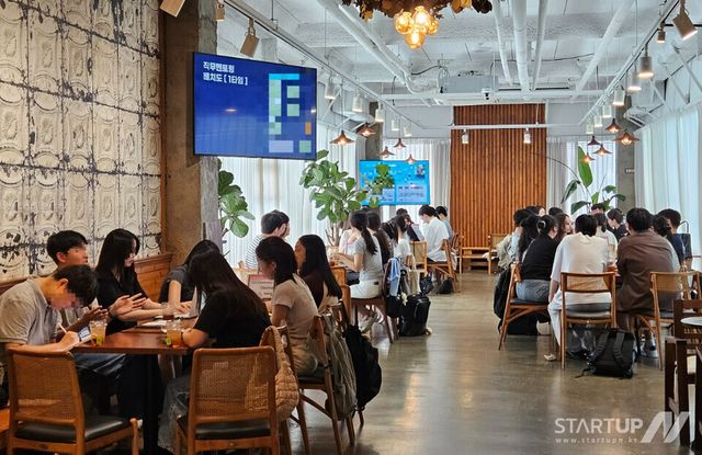 2025년 하반기 채용설명회 현장, 캐치카페 신촌점