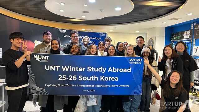 웨이브컴퍼니, 美 노스텍사스대 동계연수서 기술 공개… 기능성 실리콘·AI 운동 솔루션 소개