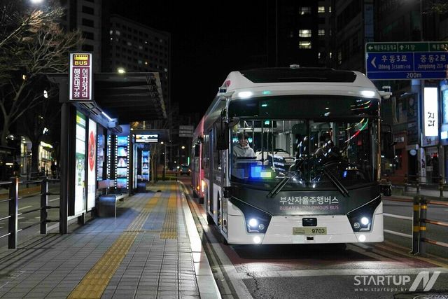 라이드플럭스 부산 심야 자율주행 BRT. (사진 제공=라이드플럭스)