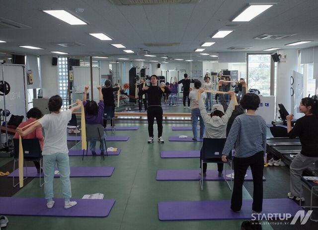 비바랩스, 판교종합사회복지관서 시니어 AI 운동처방 ‘정규 강좌’ 단독 개설