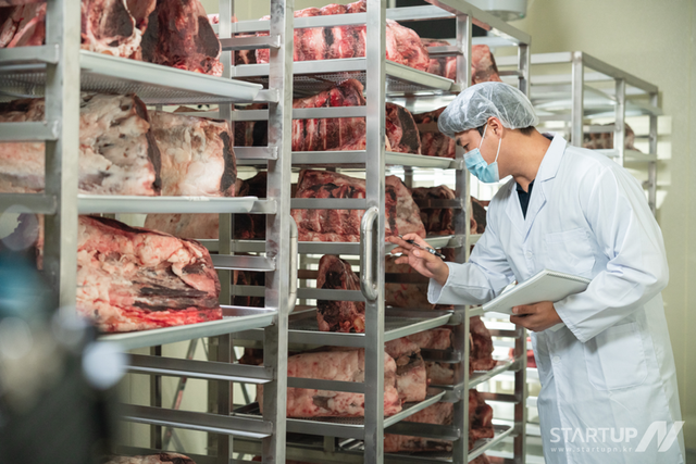 솔트바이펩, 프리 A 투자 유치…숙성육 기술 기반 푸드테크 사업 확대