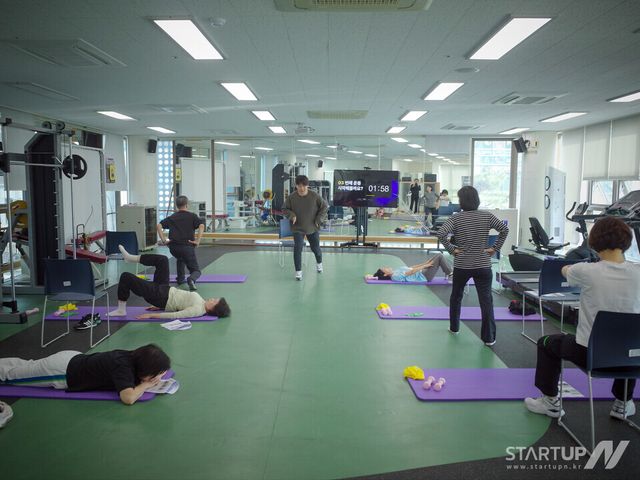 “복지관도 헬스케어 시대”…비바랩스, AI 시니어 운동 프로그램 확산