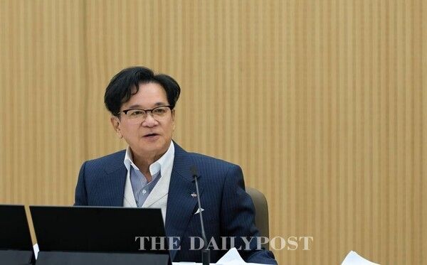 ©데일리포스트=이재현 CJ 회장이 CJ인재원에서 '그룹 CEO 경영회의’를 진행하고 있다. / CJ그룹 제공