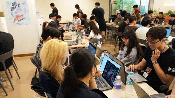 ©데일리포스트=이미지 출처 / 베이글코드