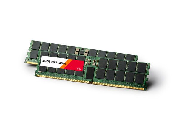 ©데일리포스트=1b 32Gb 기반 256GB DDR5 RDIMM / SK하이닉스 제공
