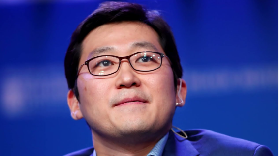 쿠팡의 창업자이자 모기업 쿠팡 Inc.의 의장인 김범석 씨.&nbsp;&nbsp;ⓒ데일리포스트=이미지 제공/유튜브캡처&nbsp;