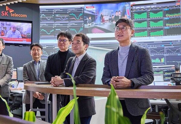 ⓒ데일리포스트=이미지 정재헌 CEO 출처/ SK텔레콤