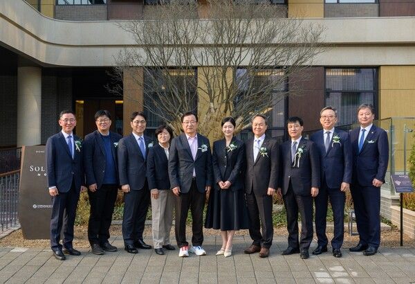 ⓒ데일리포스트=이미지 제공/ 신한라이프케어