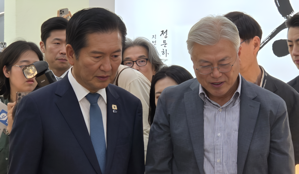 ⓒ데일리포스트=정청래 전 더불어민주당 대표, 문재인 전 대통령 이미지 출처/ 곽민구 기자
