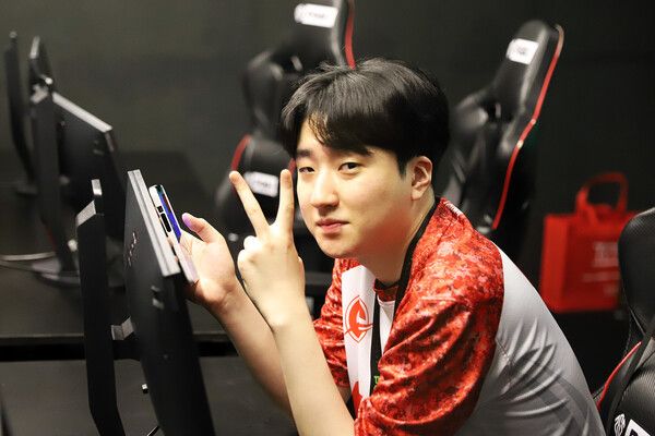 ▲기블리 이스포츠 '글라즈(Glaz, 윤성빈)' 선수. (사진 = 크래프톤 제공)