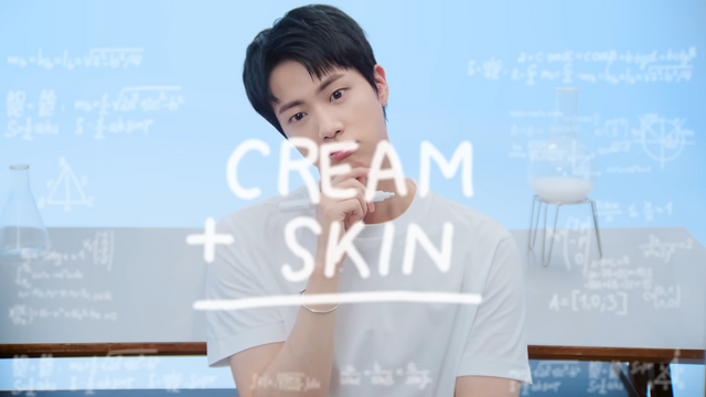 [AP신문 광고평론 No.1141]&nbsp; ​​​​​​​흰색과 하늘색을 주로 사용한다. 사진 라네즈 유튜브 캡처ⓒAP신문(AP뉴스)