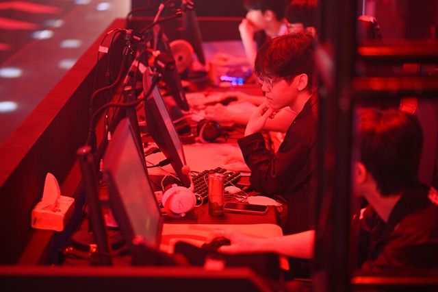 ©AP신문(AP뉴스)/ 이미지 제공 = 크래프톤 ▲광동 프릭스 선수단.