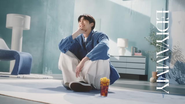 [AP신문 광고평론 No.1160]&nbsp; ​​​​​​​이디야커피의 '아망추' 메뉴와 변우석. 사진 이디야커피 유튜브 캡처ⓒAP신문(AP뉴스)