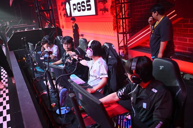 ©AP신문(AP뉴스)/ 이미지 제공 = 크래프톤 ▲광동 프릭스 선수단.