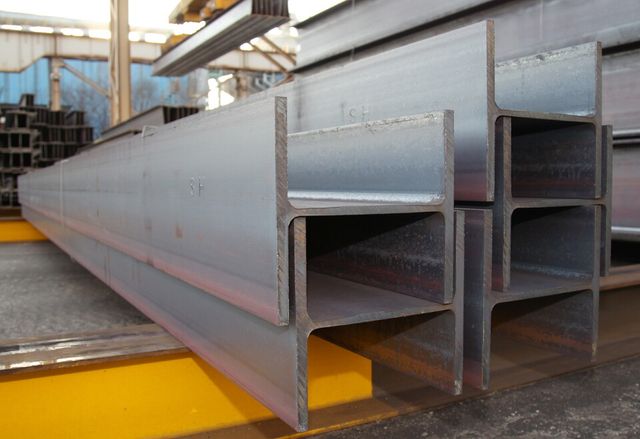 ©AP신문(AP뉴스)/ 이미지 제공 = 현대제철 ▲현대제철 전기로에서 생산해 건축물 뼈대로 사용될 탄소저감형 H형강