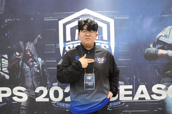 ⓒAP신문(AP뉴스)/ 이미지 제공 = 크래프톤 ▲덕산 이스포츠 큐엑스(Qxzzzㆍ이경석) 선수