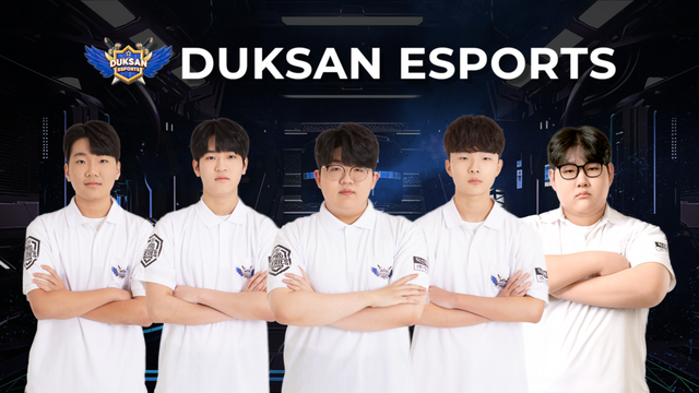 ​©AP신문(AP뉴스)/ 이미지 제공 = 크래프톤 ▲덕산 이스포츠 선수단. 왼쪽부터 쏘이즈, 씨재, 큐엑스, 현빈, 콰즈 선수 ​