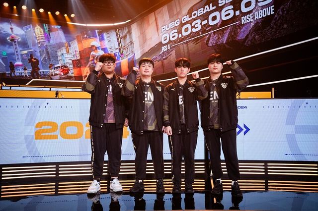 ©AP신문(AP뉴스)/ 이미지 제공 = 크래프톤 ▲젠지 선수단. (왼쪽부터) 발포, 애더, 렉스, 토시 선수