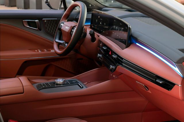 AP신문(AP뉴스)/ 이미지 제공 = 기아 ▲‘더 뉴 K8 미디어데이’에 전시된 K8의 모습