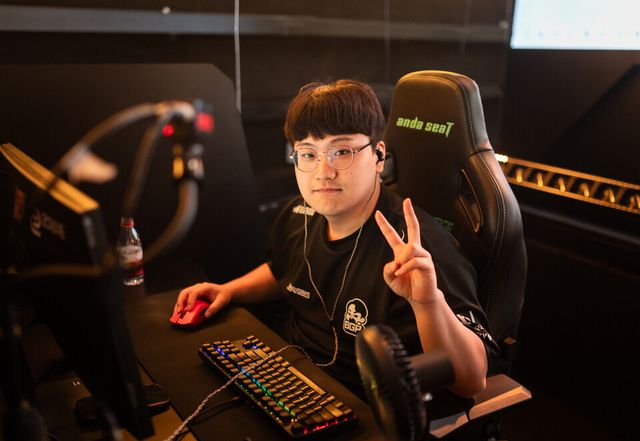 ©AP신문(AP뉴스)/이미지 제공 = 크래프톤 ▲배고파 '아칸(AKaN)' 김민욱 선수