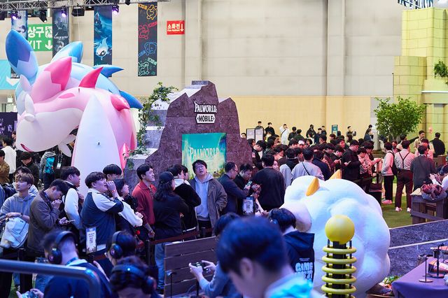 ©AP신문(AP뉴스)/이미지 제공 = 크래프톤 ▲‘팰월드 모바일' 지스타 2025 현장 부스