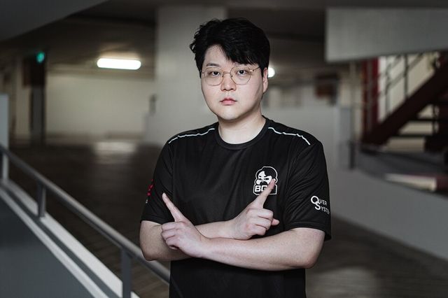 ©AP신문(AP뉴스)/이미지 제공 = 크래프톤 ▲배고파 '성장' 성장환 선수.