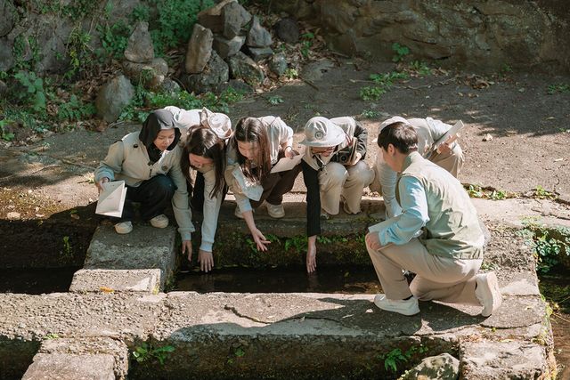 ©AP신문(AP뉴스)/이미지 제공 = 호텔신라 ▲인도네이사 출신 환경 인플루언서 애쉬니나 아자히라 아킬라니(Aeshnina Azzahra Aqilani, 활동명 ‘니나’)가 지난 7일 제주신라호텔의 친환경 체험 프로그램 ‘제주 프로미스 키퍼(Jeju Promise Keeper)’에 참여했다.