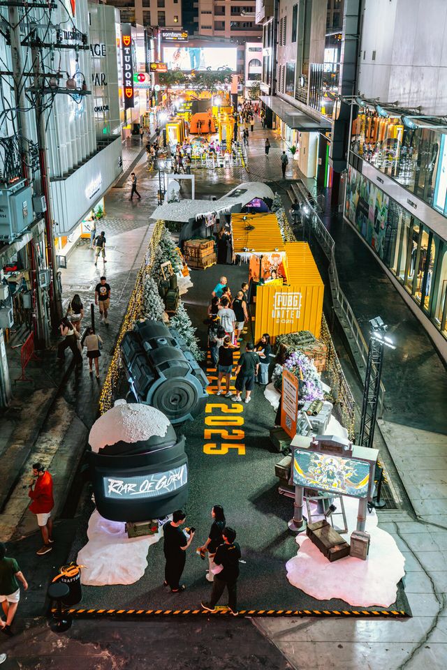 ⓒAP신문(AP뉴스)/ 이미지 제공 = 크래프톤 ▲태국 방콕 시암 스퀘어 중심 도로에 조성된 ‘펍지 유나이티드’ 팝업 에란겔 서브제로 전장 전경.