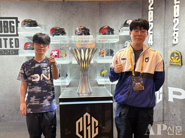 ©AP신문(AP뉴스) 박수연 기자 = ▲(왼쪽부터) DN 프릭스 '규민' 심규민 선수, '플리케' 김성민 감독.