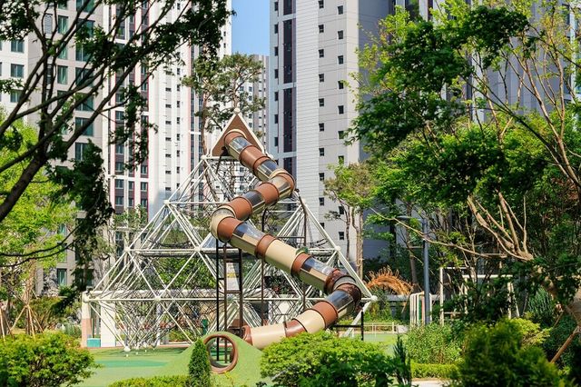 ©AP신문(AP뉴스)/이미지 제공 = 현대건설 ▲‘빅 네트 플레이그라운드’ 미끄럼틀.