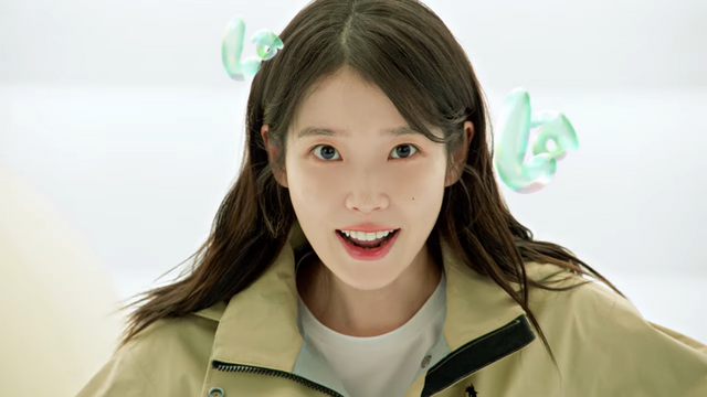 [AP신문 광고평론 No.1232]&nbsp; 블랙야크 모델 가수 겸 배우 아이유. 사진 블랙야크 유튜브 캡처ⓒAP신문(AP뉴스)