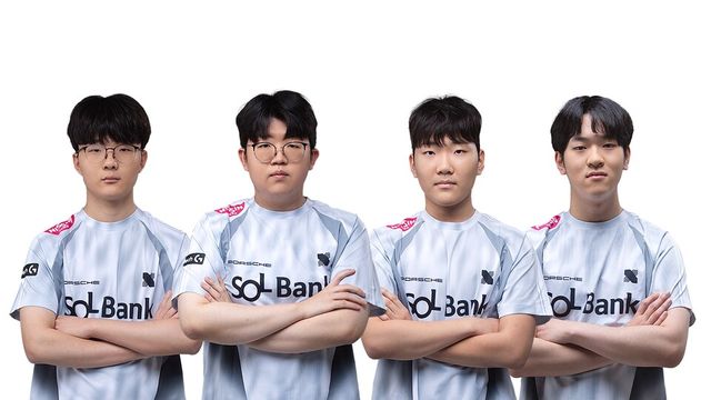 ©AP신문(AP뉴스)/이미지 제공 = 크래프톤 ▲DRX 선수단. (왼쪽부터) '현빈' 전현빈 선수, '큐엑스' 이경석 선수, '쏘이지' 송호진 선수, '씨재' 최영재 선수.