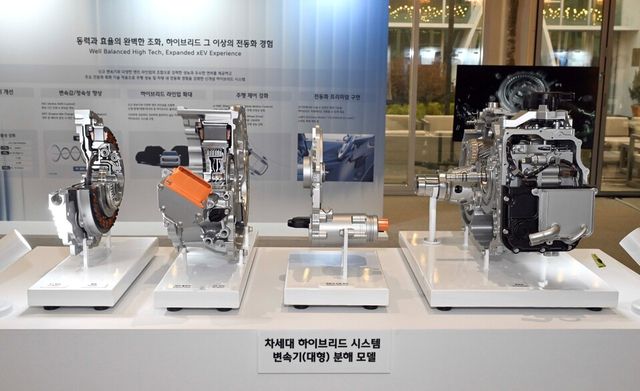 ©AP신문(AP뉴스)/이미지 제공 = 현대자동차그룹 ▲현대차그룹은 지난 10일&nbsp;서울 중구 소재 크레스트 72에서 '차세대 하이브리드 시스템 테크 데이(Hyundai Motor Group Next-Gen. Hybrid System Tech Day)'를 개최하고, 한층 진화된 하이브리드 기술력을 공개했다.&nbsp;&nbsp;