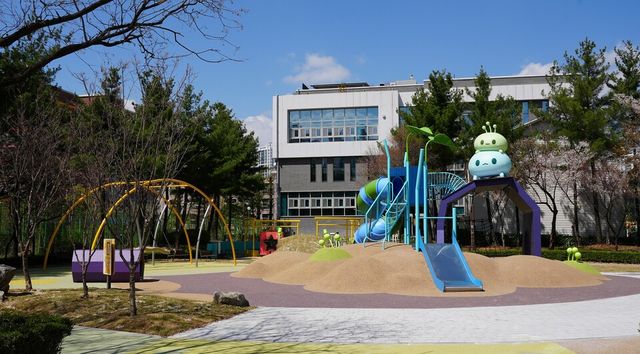 ©AP신문(AP뉴스)/이미지 제공 = 넥슨 ▲‘단풍잎 놀이터’ 2호 전경