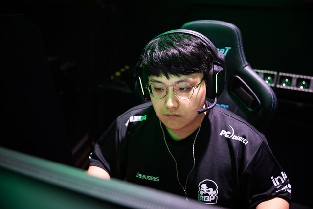 ©AP신문(AP뉴스)/이미지 제공 = 크래프톤 ▲배고파 팀 '아칸' 김민욱 선수.