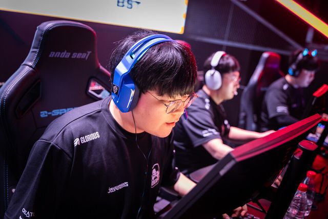 ©AP신문(AP뉴스)/이미지 제공 = 크래프톤 ▲배고파 팀 '성장' 성장환 선수.