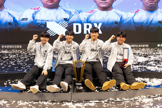 ©AP신문(AP뉴스)/이미지 제공 = 크래프톤 ▲DRX(디알엑스)는 4일 대전 이스포츠경기장에서 열린&nbsp;크래프톤 주최 'PMPS 2025 시즌 1' 파이널 스테이지 데이 2에서 69점(44킬)을 추가하며, 최종 합계 152점(86킬)으로 우승을 차지했다.&nbsp;