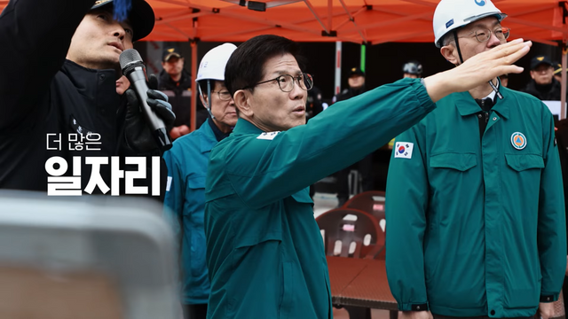 건설 현장을 방문한 김 후보의 모습. 사진 국민의힘TV 유튜브 캡처ⓒAP신문(AP뉴스)