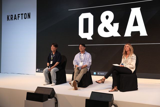 ©AP신문(AP뉴스)/이미지 제공 = 크래프톤 ▲크래프톤은 현지 시각으로 20일 독일 쾰른에서 열린 세계 최대 게임쇼 ‘게임스컴(gamescom) 2025’에서 미디어데이를 개최하고, ‘PUBG: 블라인드스팟(PUBG: BLINDSPOT, 이하 블라인드스팟)’과 ‘inZOI(이하 인조이)’의 비전을 심층 소개했다. 사진은 양승명 블라인드스팟 PD(왼쪽), 김형준 인조이스튜디오 대표이사 겸 인조이 총괄 디렉터(가운데)가 Q&A 시간을 갖고 있는 모습.