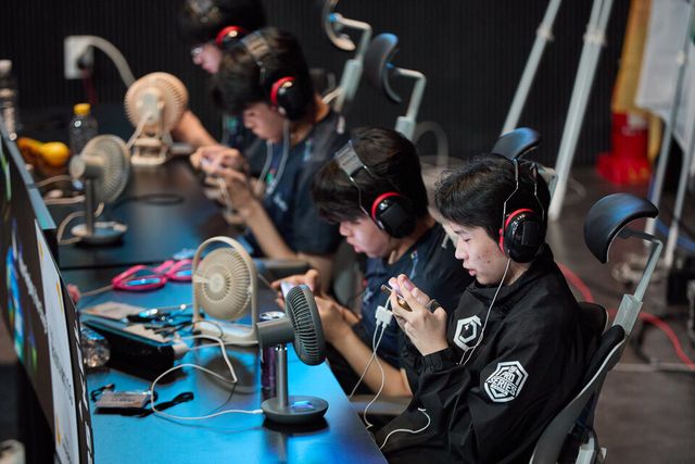 ©AP신문(AP뉴스)/이미지 제공 = 한국e스포츠협회 ▲경남 리스타트 CG 선수단.