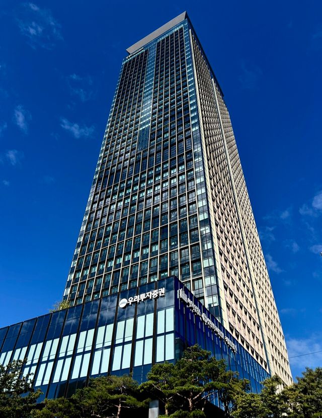 ©AP신문(AP뉴스)/이미지 제공 = 우리투자증권 ▲우리투자증권 사옥 전경.