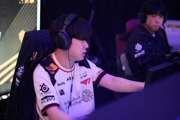 ©AP신문(AP뉴스)/이미지 제공 = 크래프톤 ▲T1 '이엔드' 노태영 선수.