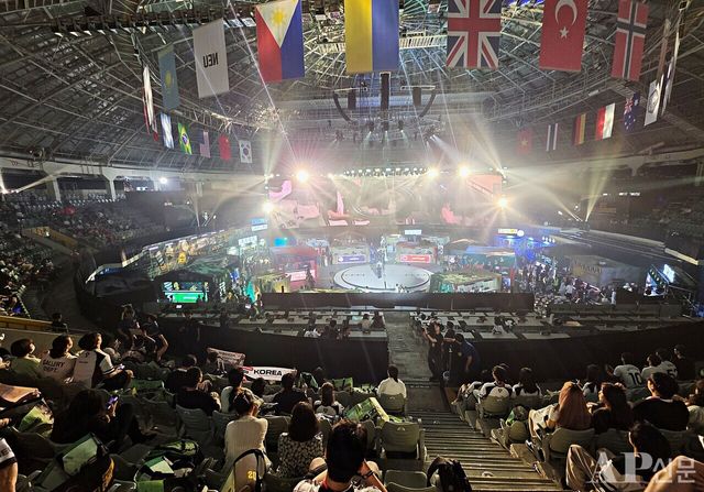 ⓒAP신문(AP뉴스) = 이상민 기자.&nbsp;▲'PNC 2026'은 경기가 열리는 지난 26일부터 28일까지 모든 경기일에 전석 매진 행렬을 이뤘다. 사흘간 약 6000명 이상의 관객이 현장을 찾아 선수들과 함께 호흡하며 치열한 생존 경쟁에 몰입하고 있다.