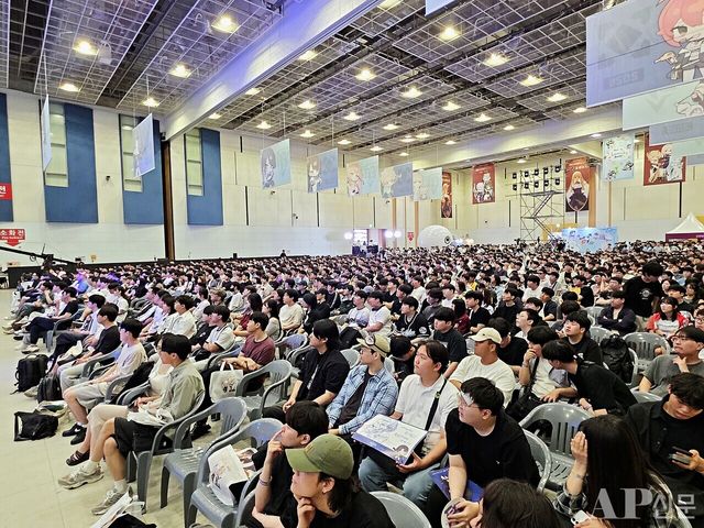 ⓒAP신문(AP뉴스) = 이상민 기자.&nbsp;▲'이터널 리턴 슈퍼위크'가 열린 경기장 현장. 만원 사례를 이뤘다.